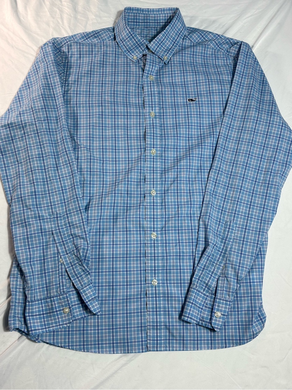 Vineyard vines performance long sleeves button down plaid sz M
